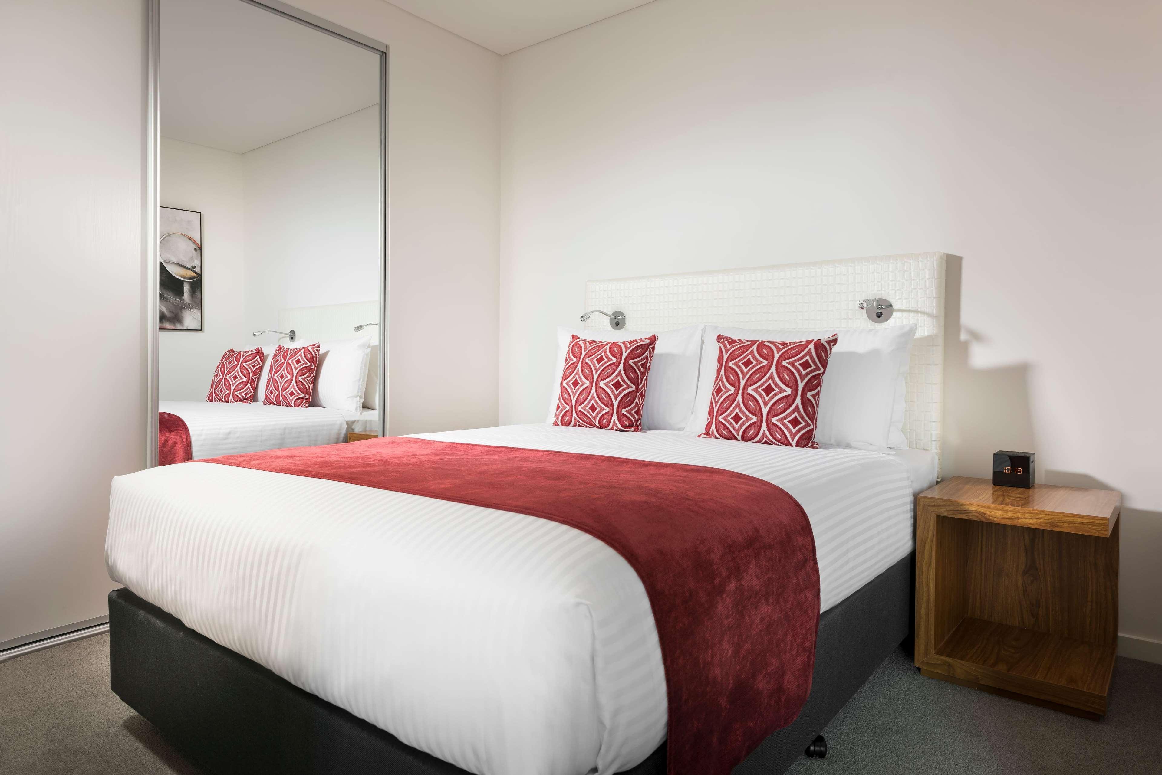 Ramada By Wyndham Vetroblu Scarborough Beach Perth Kültér fotó