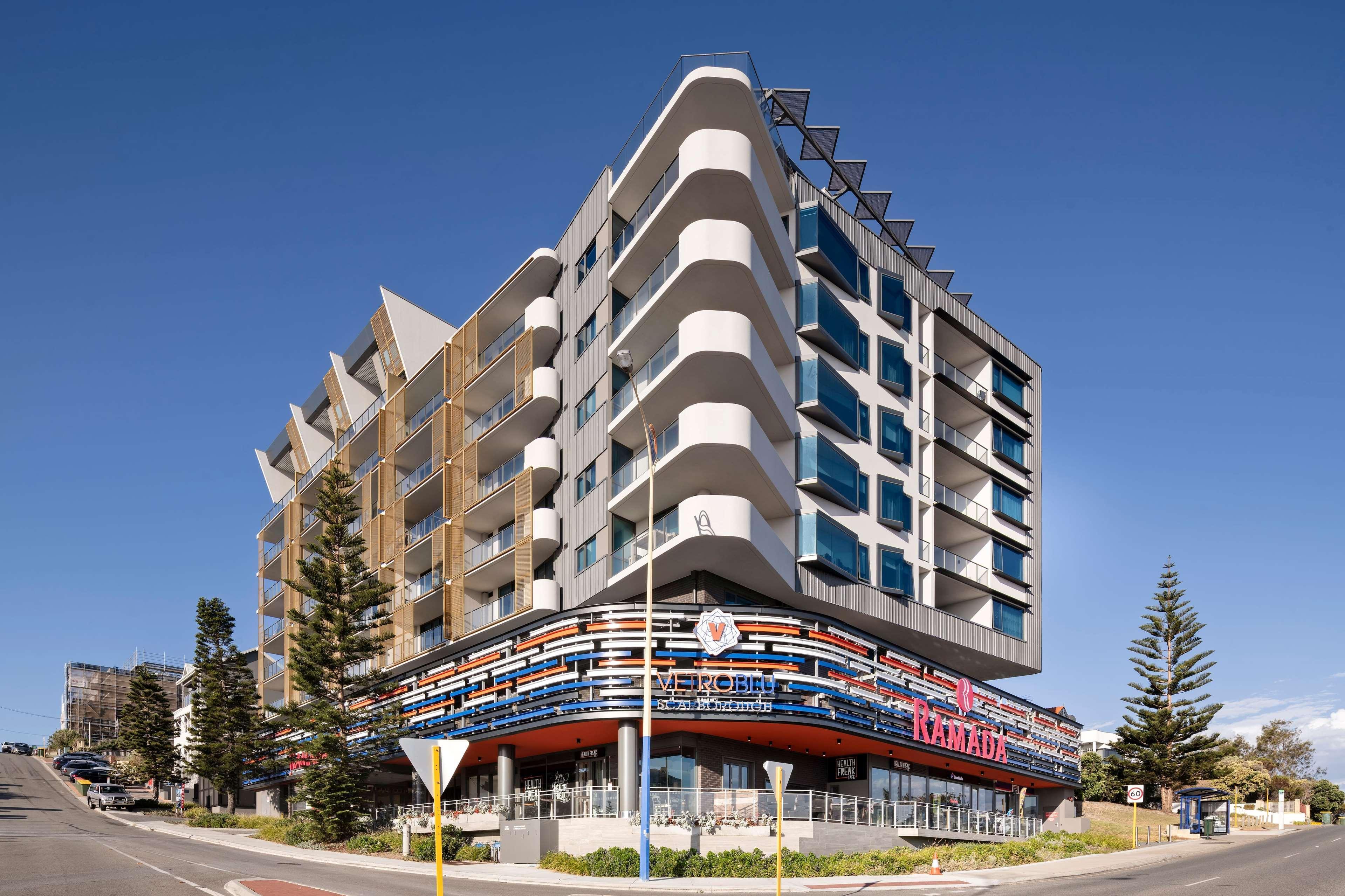 Ramada By Wyndham Vetroblu Scarborough Beach Perth Kültér fotó