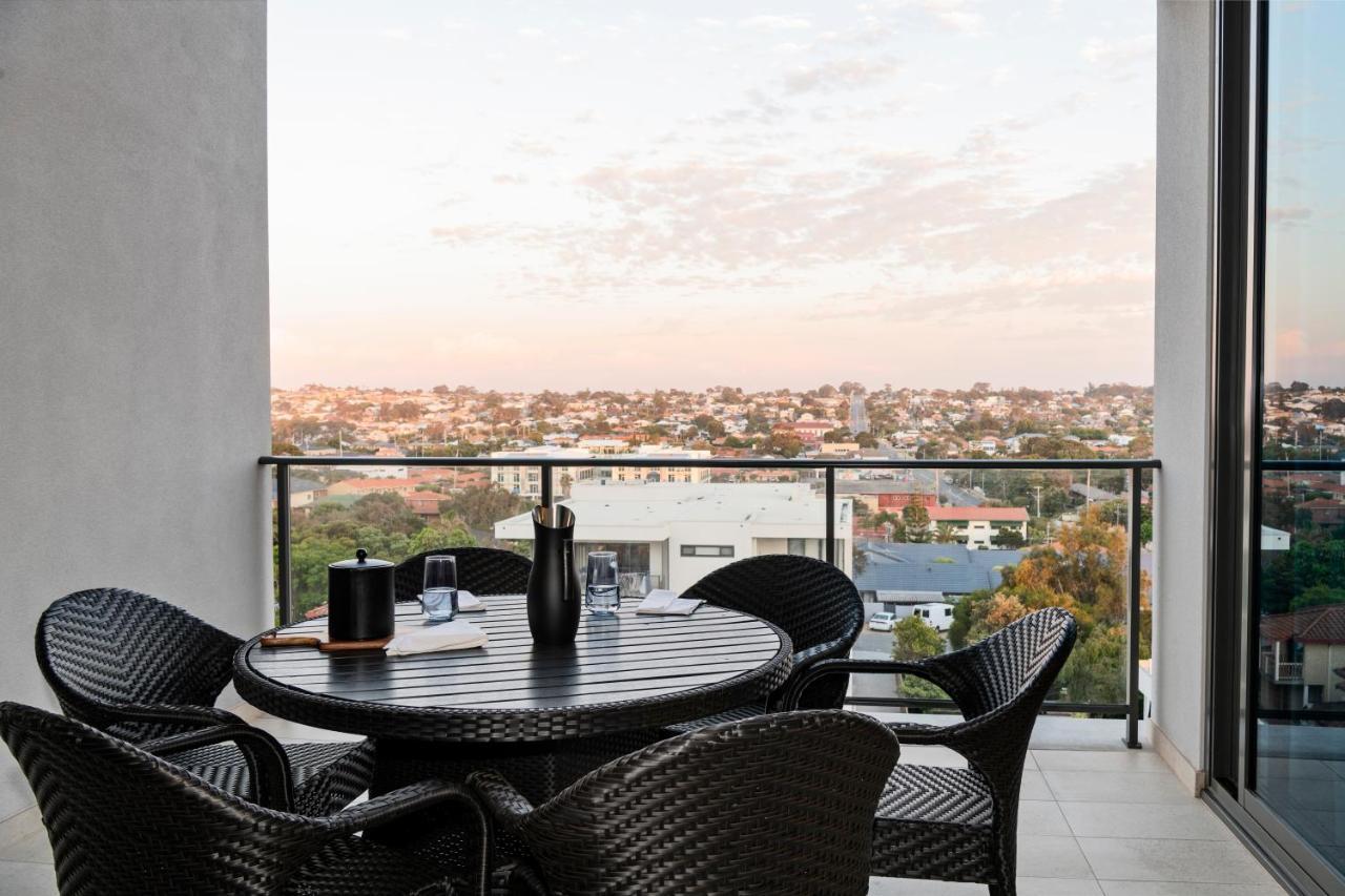 Ramada By Wyndham Vetroblu Scarborough Beach Perth Kültér fotó